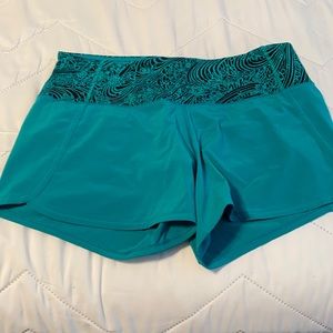 Lululemon Speed Up shorts